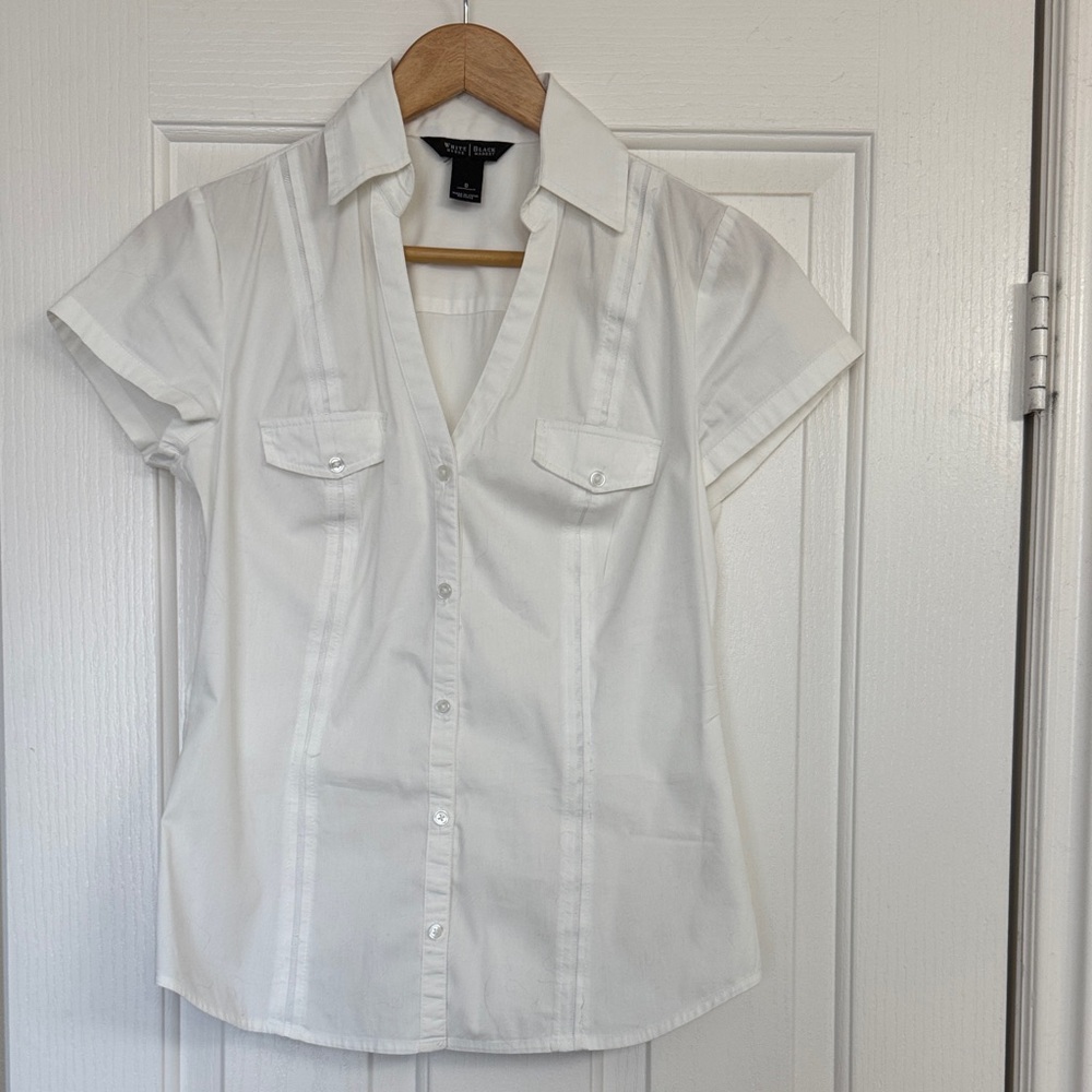 White House Black Market 100% Cotton Crisp White Button-Up Blouse